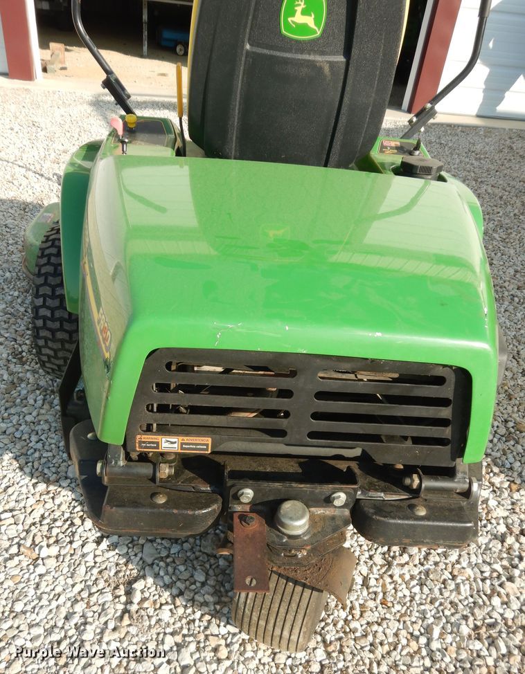 image for item IE9996 John Deere ZTrak F680  ZTR lawn mower
