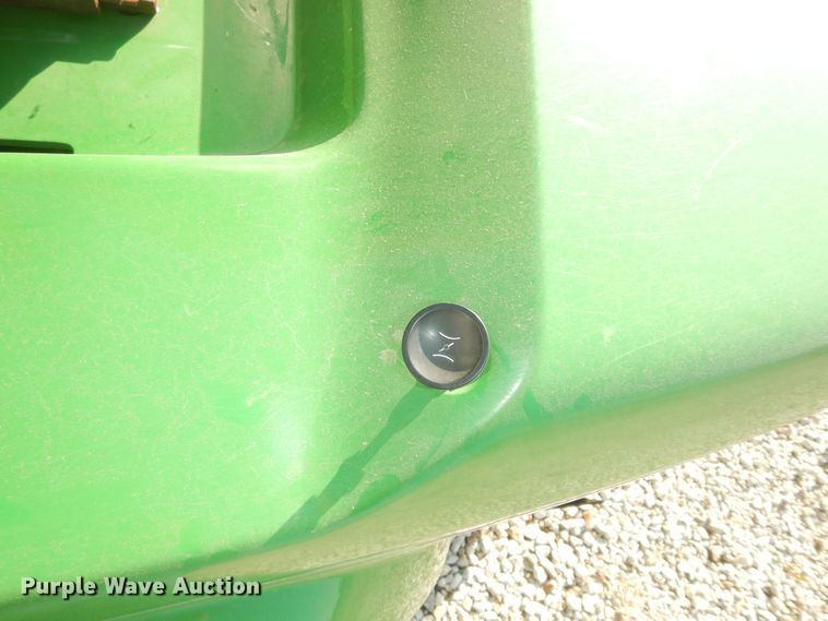 image for item IE9996 John Deere ZTrak F680  ZTR lawn mower