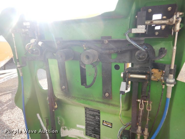 image for item IE9996 John Deere ZTrak F680  ZTR lawn mower