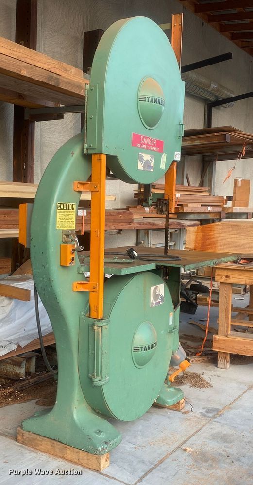 image for item IG9872 Tannewitz  band saw