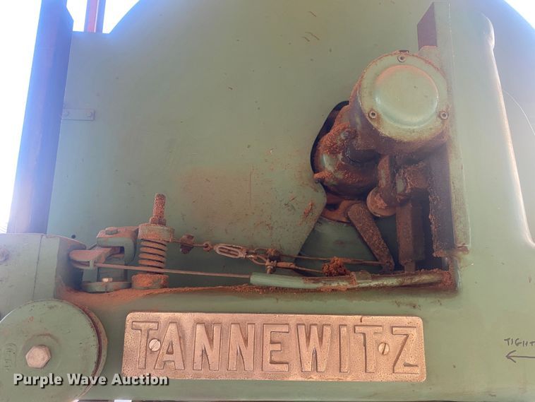image for item IG9872 Tannewitz  band saw