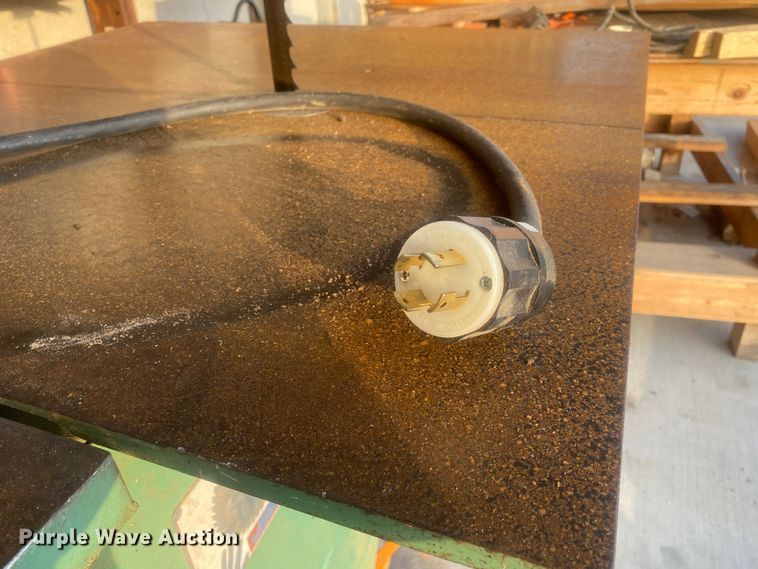 image for item IG9872 Tannewitz  band saw