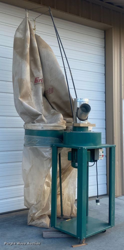 image for item IG9873 Grizzly Industrial Inc.  dust collector