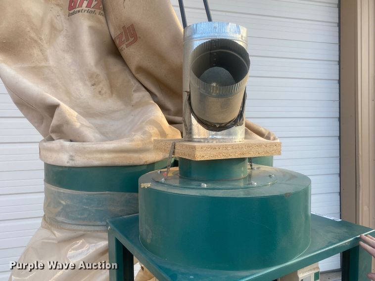 image for item IG9873 Grizzly Industrial Inc.  dust collector