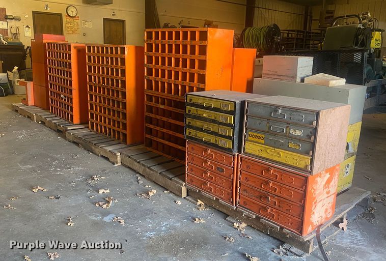 image for item IG9874 Storage bins