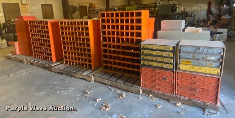 image for item IG9874 Storage bins