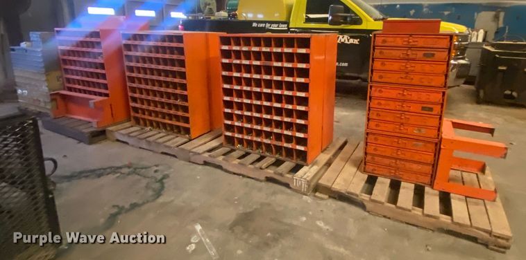 image for item IG9874 Storage bins