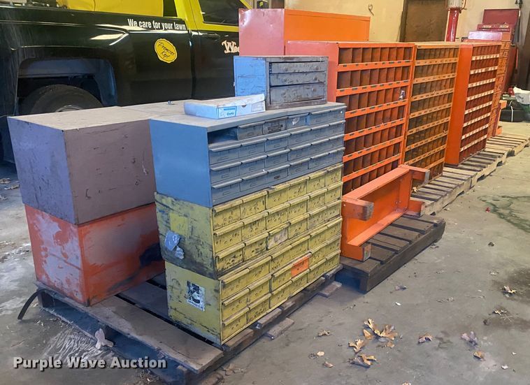 image for item IG9874 Storage bins