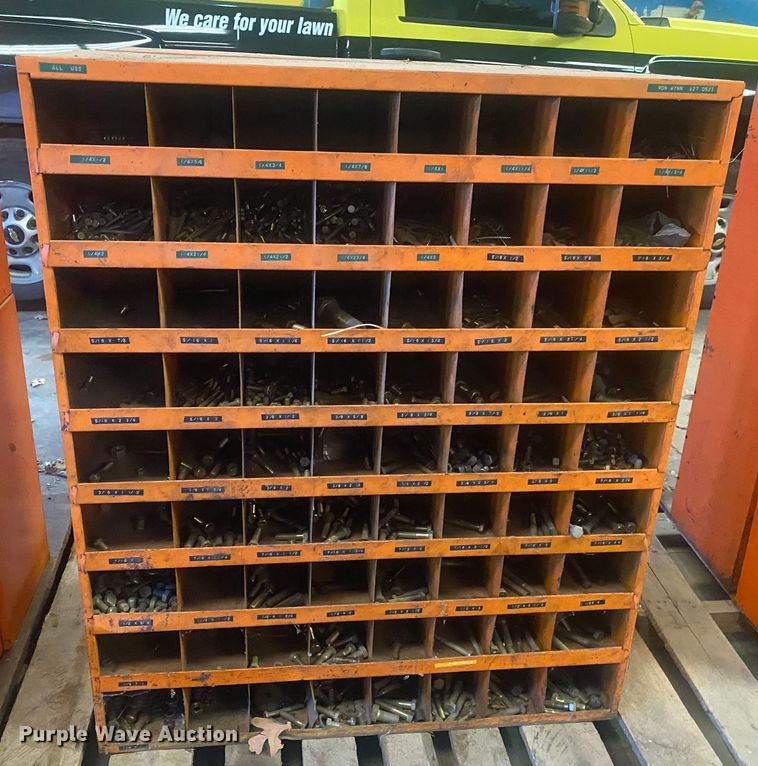 image for item IG9874 Storage bins