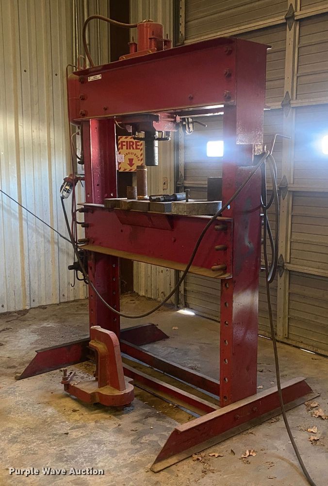 image for item IG9875 F.A. Nugier Co. H80-14-AP BD  hydraulic press