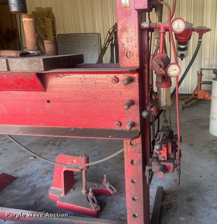 image for item IG9875 F.A. Nugier Co. H80-14-AP BD  hydraulic press