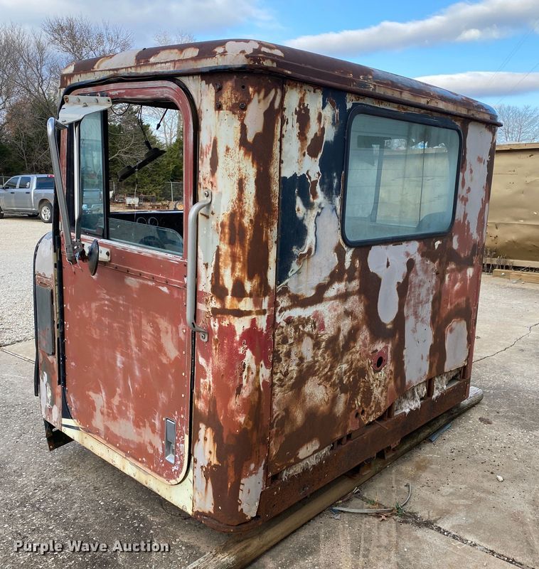 image for item IG9877 International Paystar 5000  truck parts