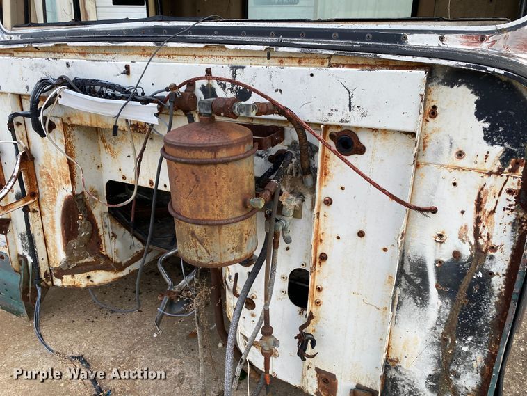 image for item IG9877 International Paystar 5000  truck parts