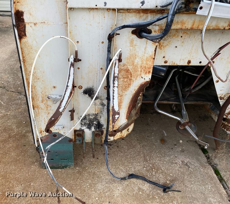 image for item IG9877 International Paystar 5000  truck parts