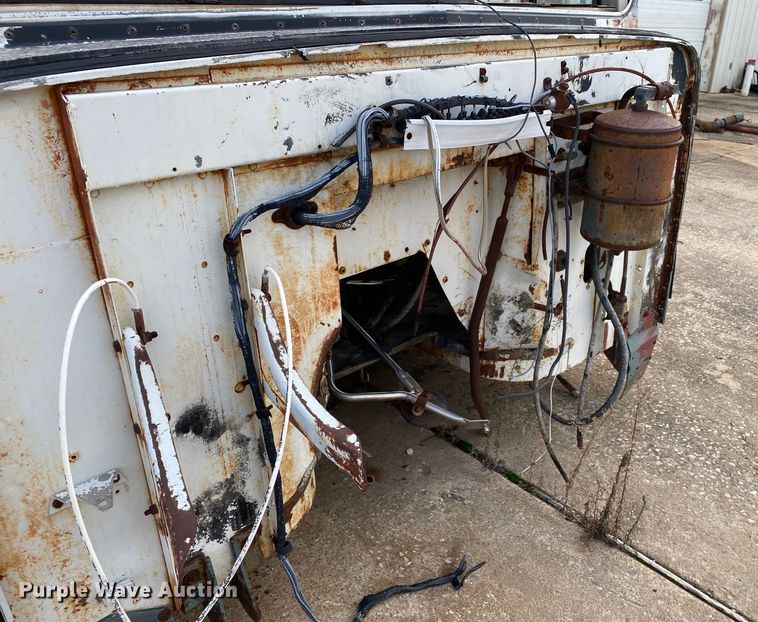 image for item IG9877 International Paystar 5000  truck parts