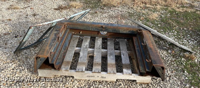 image for item IG9877 International Paystar 5000  truck parts