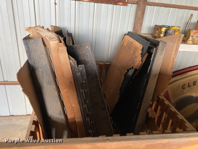 image for item IG9877 International Paystar 5000  truck parts