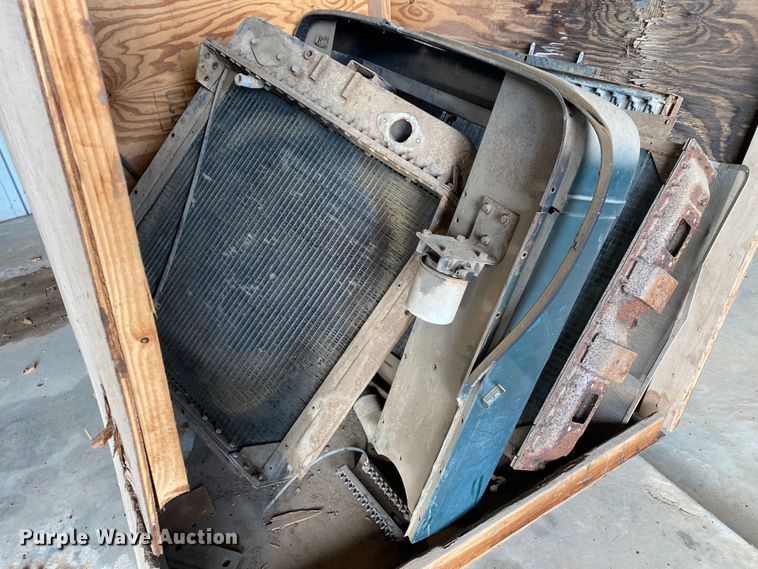 image for item IG9877 International Paystar 5000  truck parts