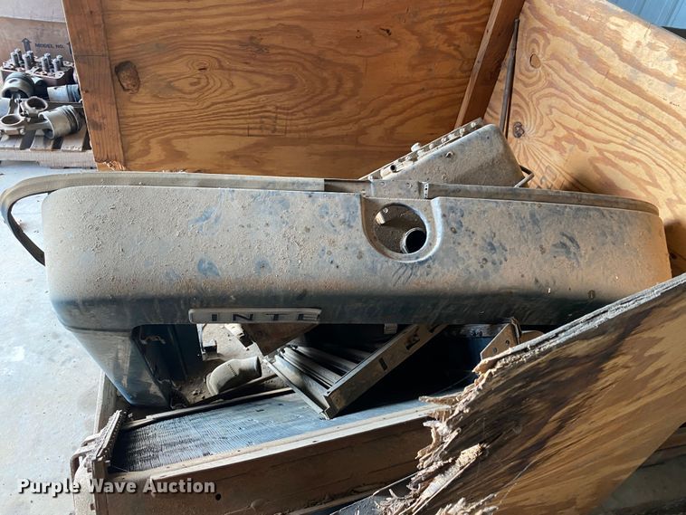 image for item IG9877 International Paystar 5000  truck parts