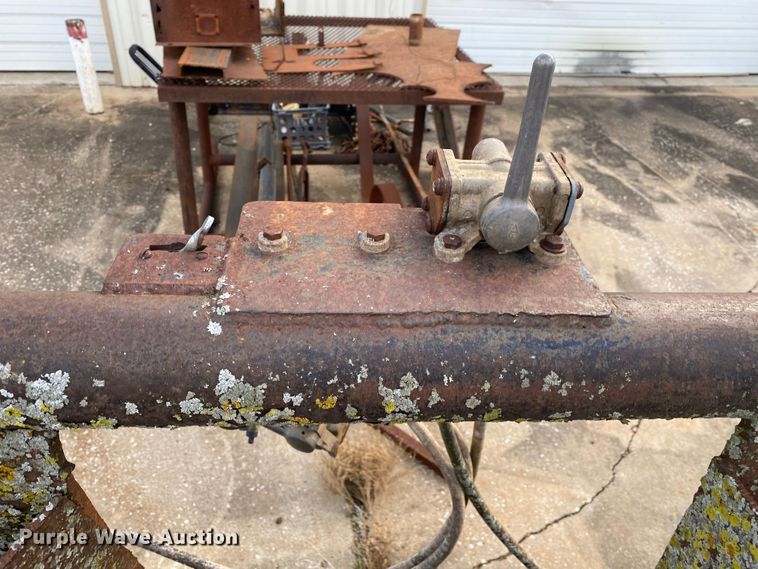 image for item IG9878 Braden  winch