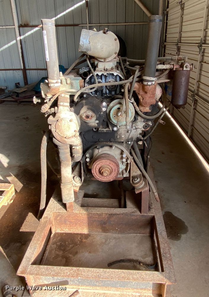 image for item IG9880 Detroit Diesel  engine