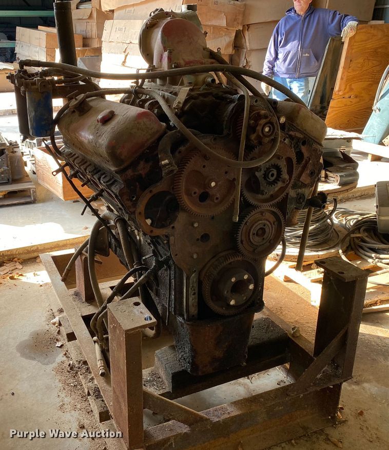 image for item IG9880 Detroit Diesel  engine