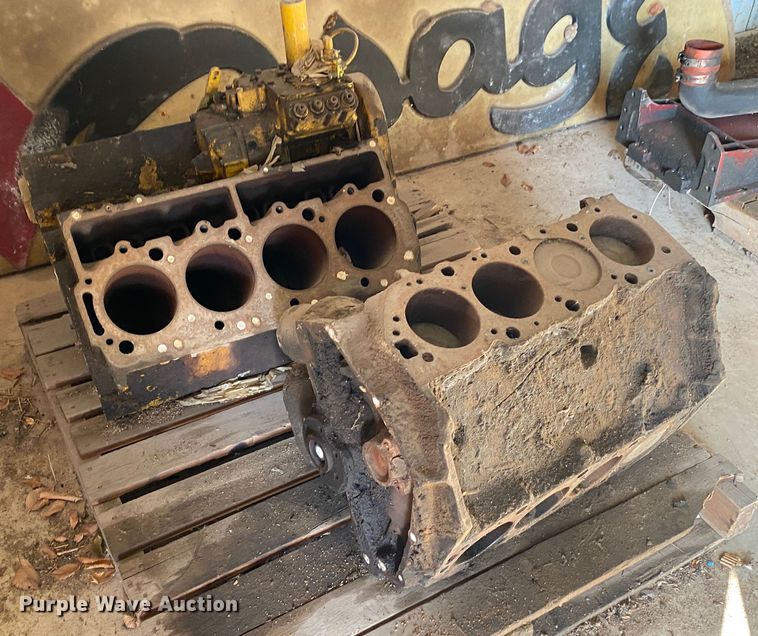 image for item IG9880 Detroit Diesel  engine