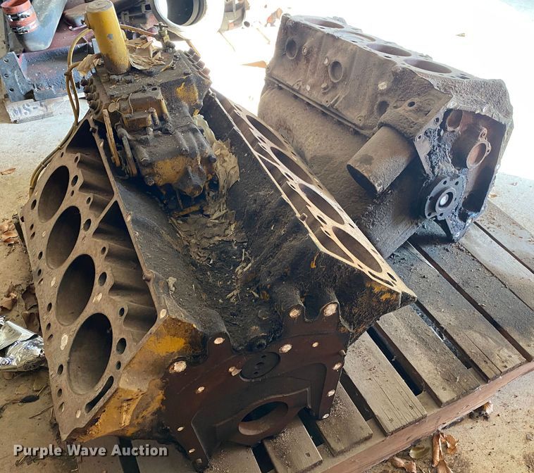 image for item IG9880 Detroit Diesel  engine