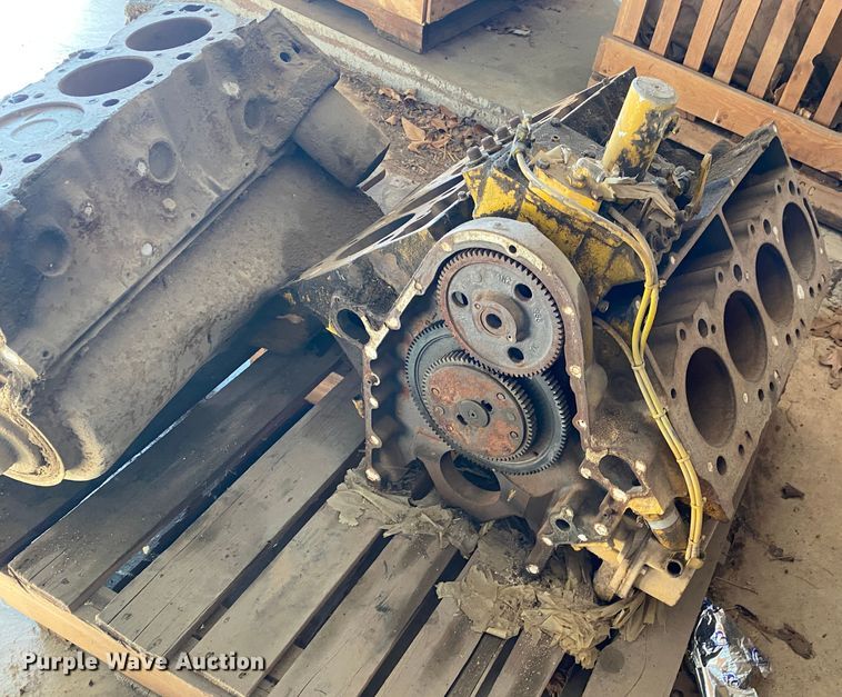 image for item IG9880 Detroit Diesel  engine