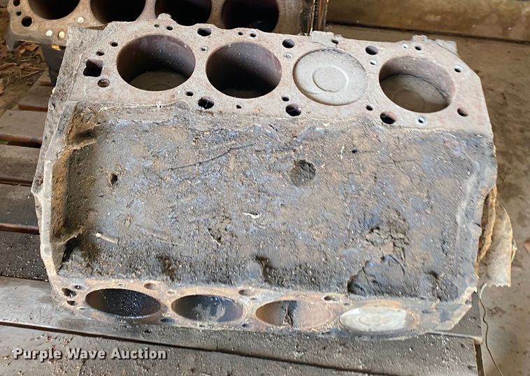 image for item IG9880 Detroit Diesel  engine