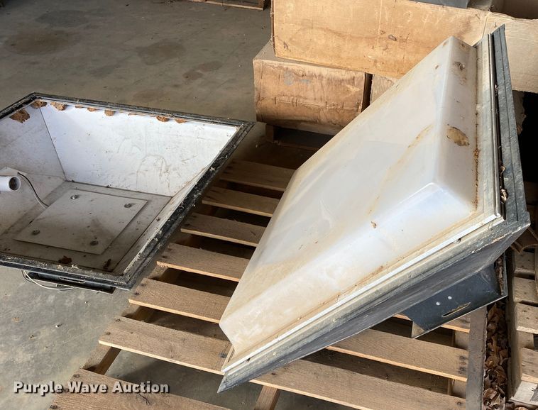 image for item IG9881 Lights