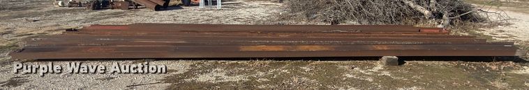 image for item IG9883 Steel I-beams