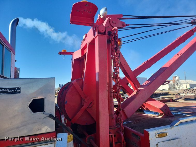 image for item IU9896 1976 Peterbilt 359  tow truck