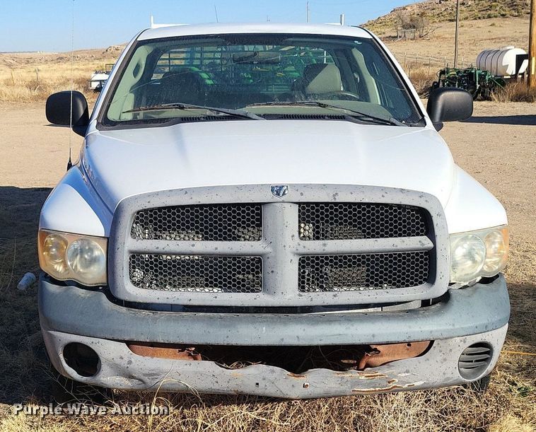 image for item IU9906 2004 Dodge Ram 1500  Quad Cab pickup truck