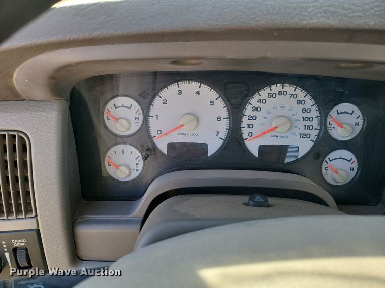 image for item IU9906 2004 Dodge Ram 1500  Quad Cab pickup truck