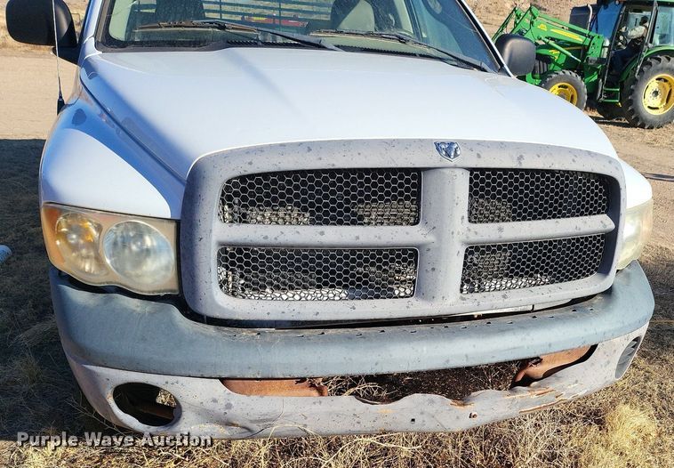 image for item IU9906 2004 Dodge Ram 1500  Quad Cab pickup truck