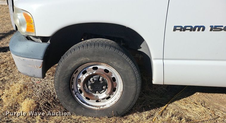 image for item IU9906 2004 Dodge Ram 1500  Quad Cab pickup truck