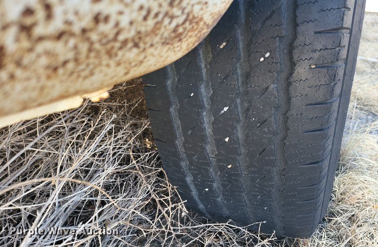 image for item IU9906 2004 Dodge Ram 1500  Quad Cab pickup truck