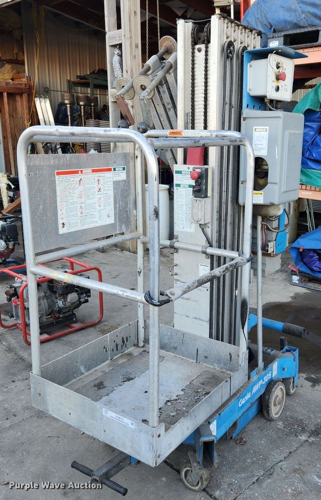 image for item JB9675 2005 Genie AWP-30S  vertical lift