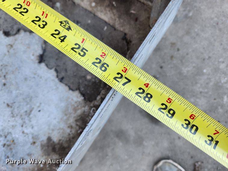 image for item JB9675 2005 Genie AWP-30S  vertical lift