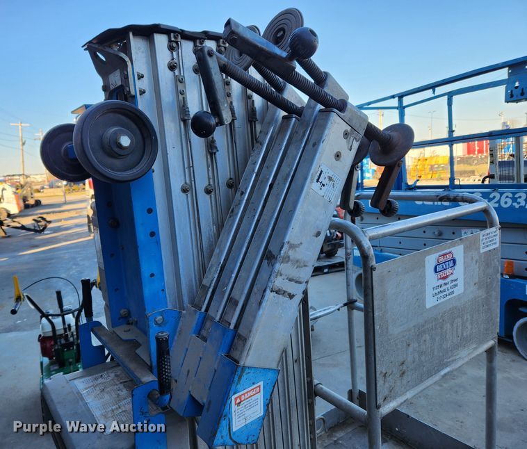 image for item JB9675 2005 Genie AWP-30S  vertical lift