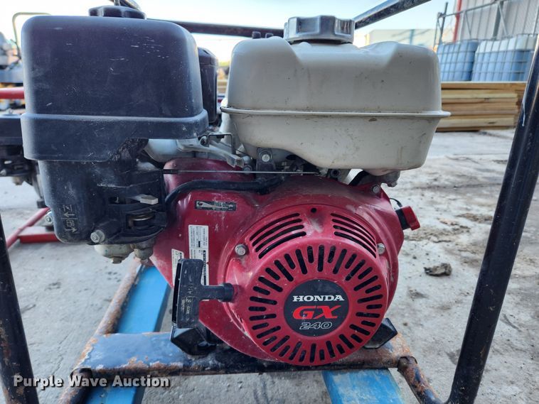 image for item JB9676 (4) trash pumps