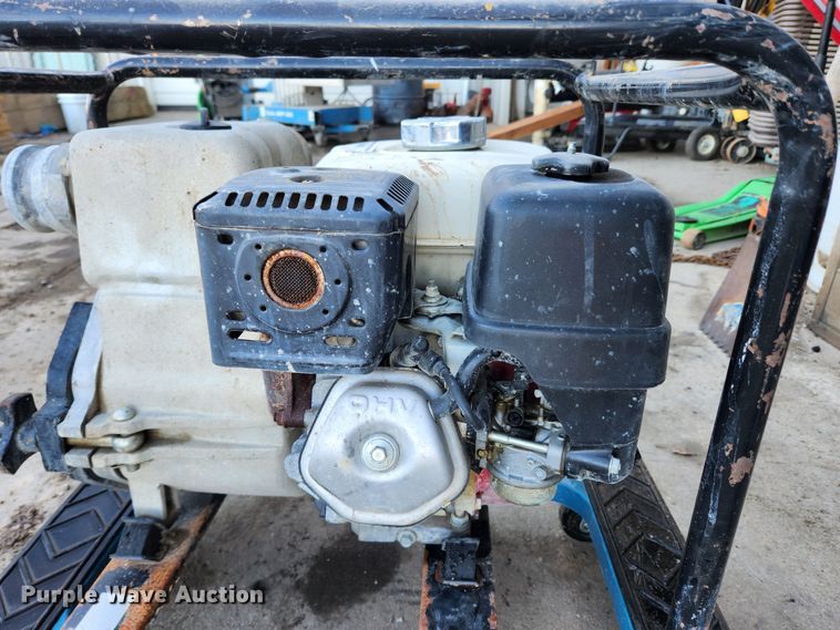 image for item JB9676 (4) trash pumps