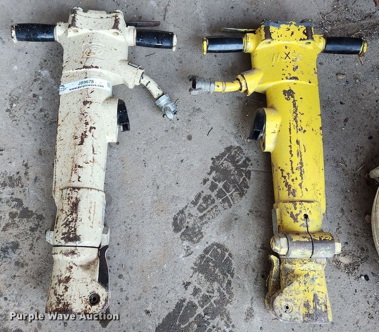 (2) Ingersoll Rand jack hammers in Litchfield, IL Item JB9678 sold