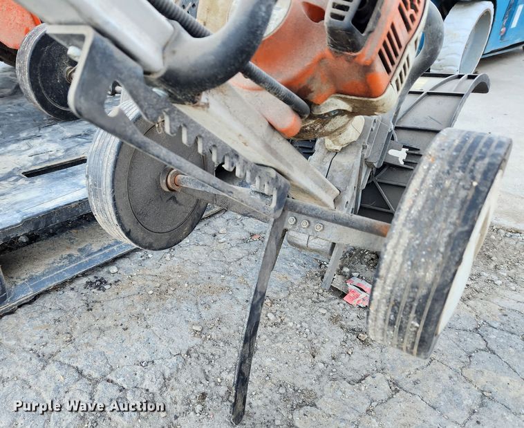 image for item JB9681 (3) tillers