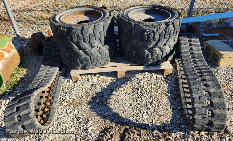 image for item JB9682 Tires and tracks