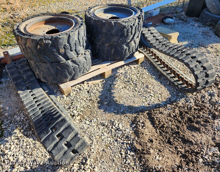 image for item JB9682 Tires and tracks