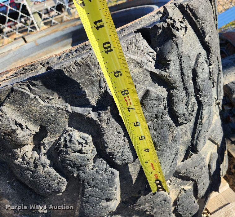 image for item JB9682 Tires and tracks