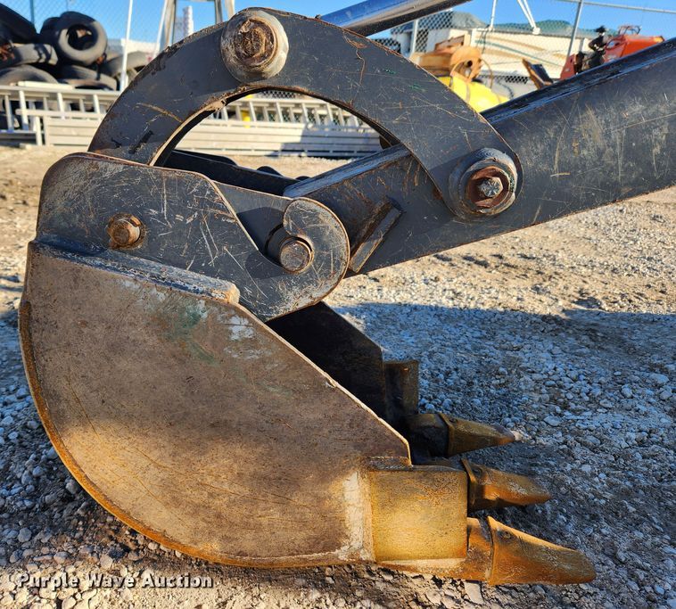 image for item JB9683 1991 Terramite T5C  backhoe