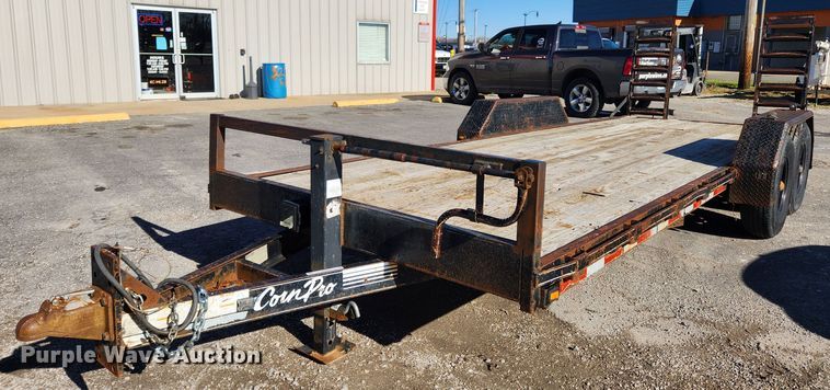 image for item JB9686 2003 Cornelius UT-20H  equipment trailer